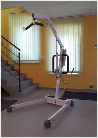 Podnośniki transportowo - kąpielowe jezdne Producent - Włochy RP 806