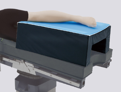 Pozycjonery do stołów zabiegowych i operacyjnych Bos Medical Int.  AP103