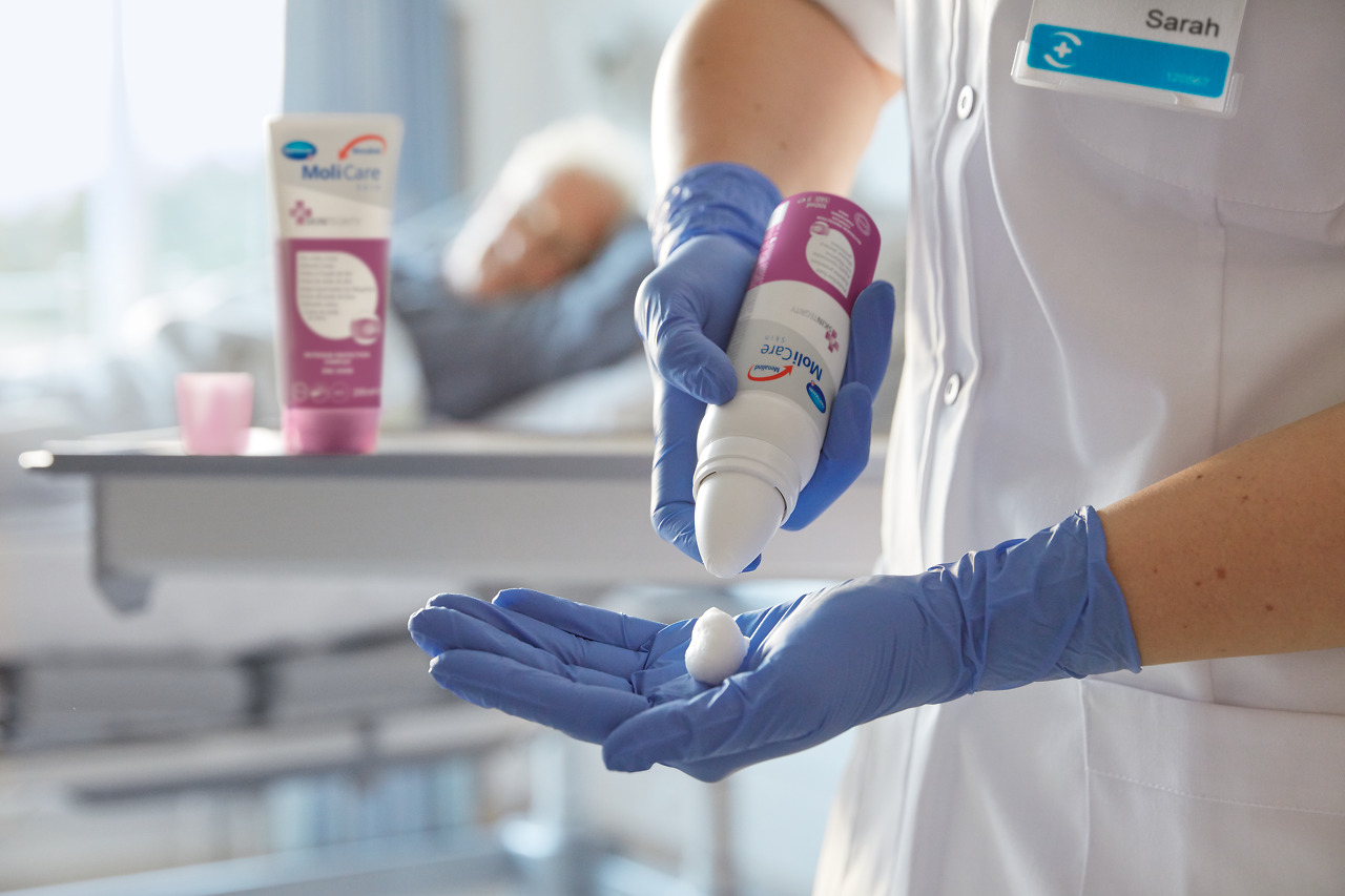 Preparaty pielęgnacyjne do rąk i skóry HARTMANN MoliCare Skin Ochrona