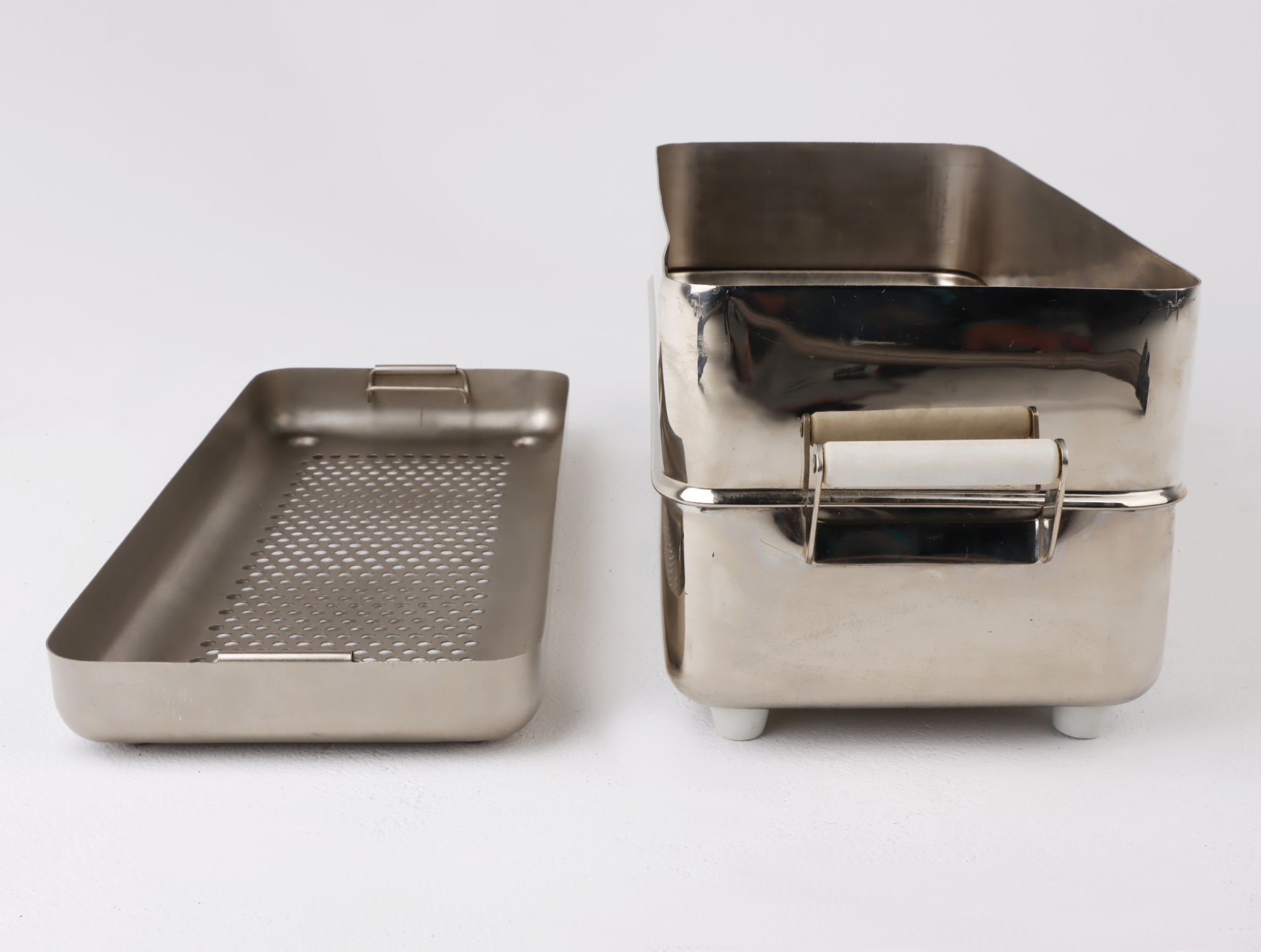 Puszki sterylizacyjne używane INJECTA INJECTA - Praiston rekondycjonowany