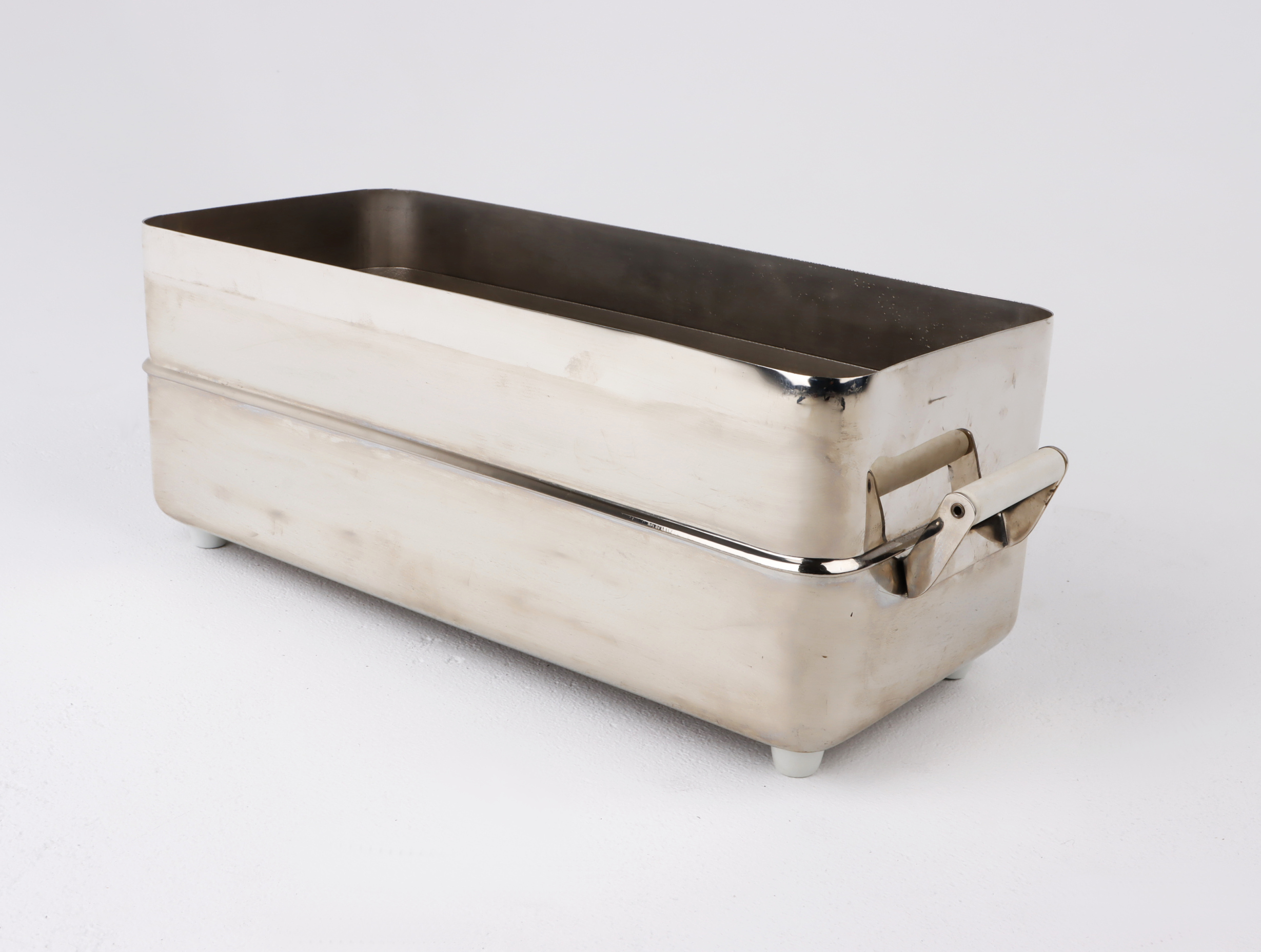 Puszki sterylizacyjne używane INJECTA INJECTA - Praiston rekondycjonowany