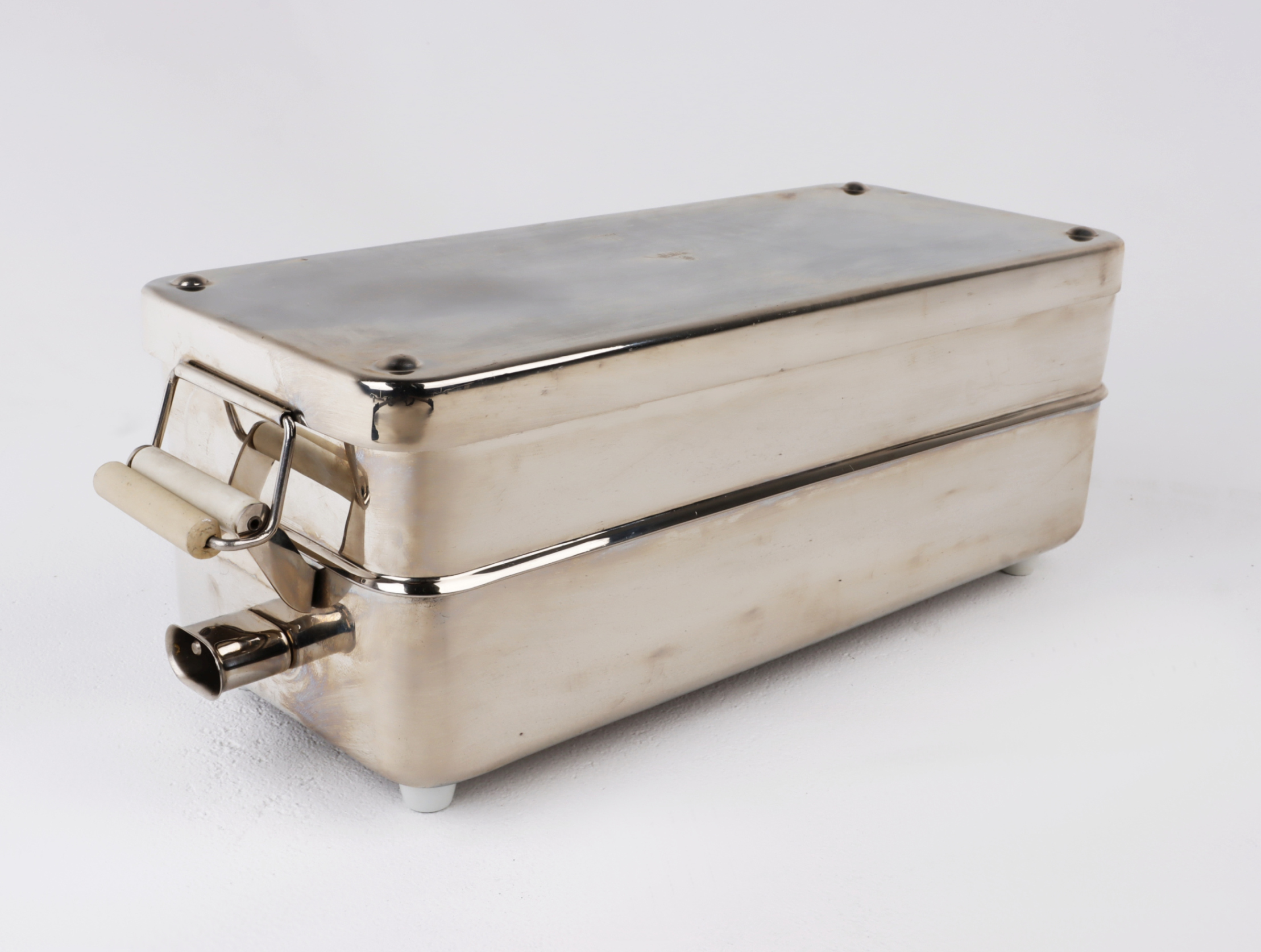 Puszki sterylizacyjne używane INJECTA INJECTA - Praiston rekondycjonowany