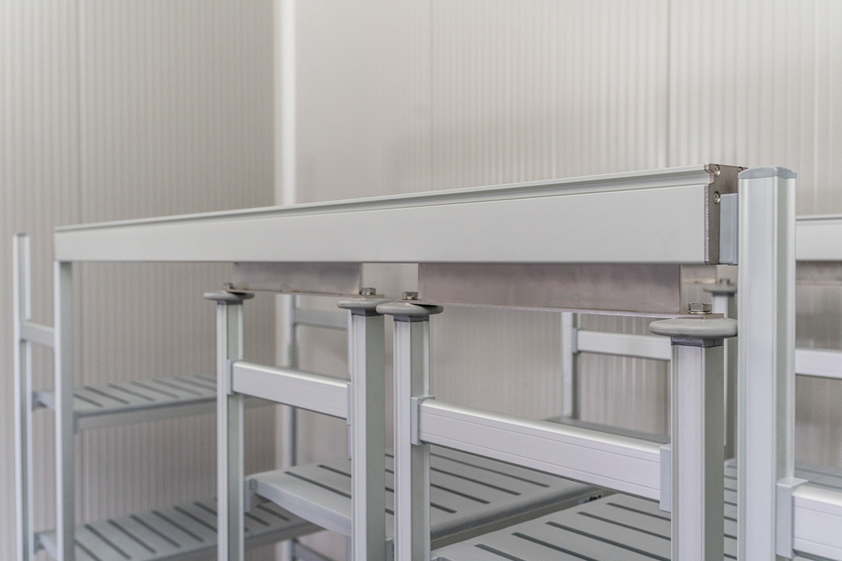 Regały medyczne Pegasus Salus High Density (górna szyna łączna)