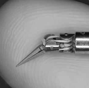 Roboty chirurgiczne Medical Microinstruments Symani