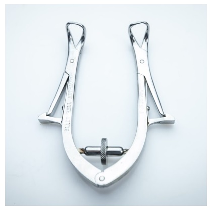 Rozwieracze / retraktory chirurgiczne używane B/D Arestomed rekondycjonowany