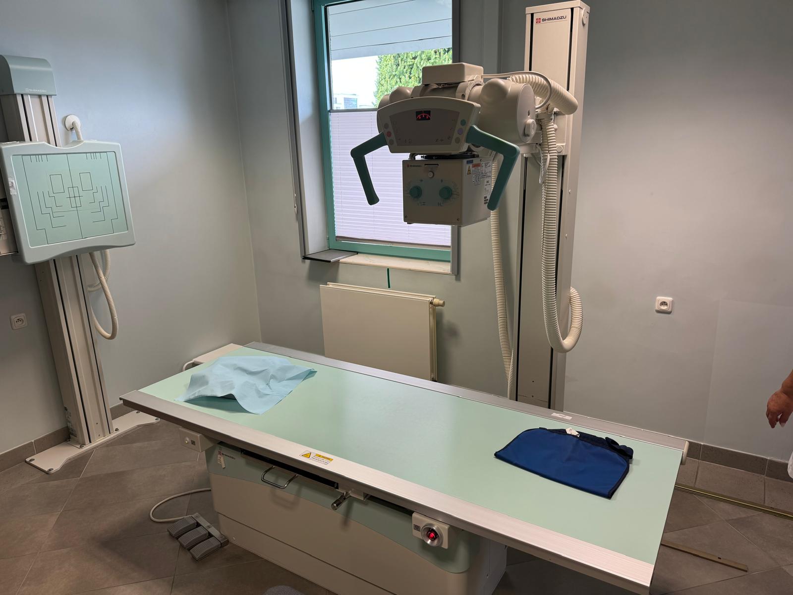 RTG kostno-płucne do radiografii używane Shimadzu Corporation Aparat RTG R20J