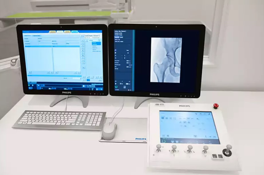RTG zdalnie sterowane, uniwersalne do radiografii i fluoroskopii PHILIPS Fluoroscopy 7000 R
