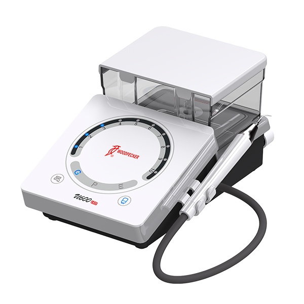 Skalery stomatologiczne Woodpecker U600 LED