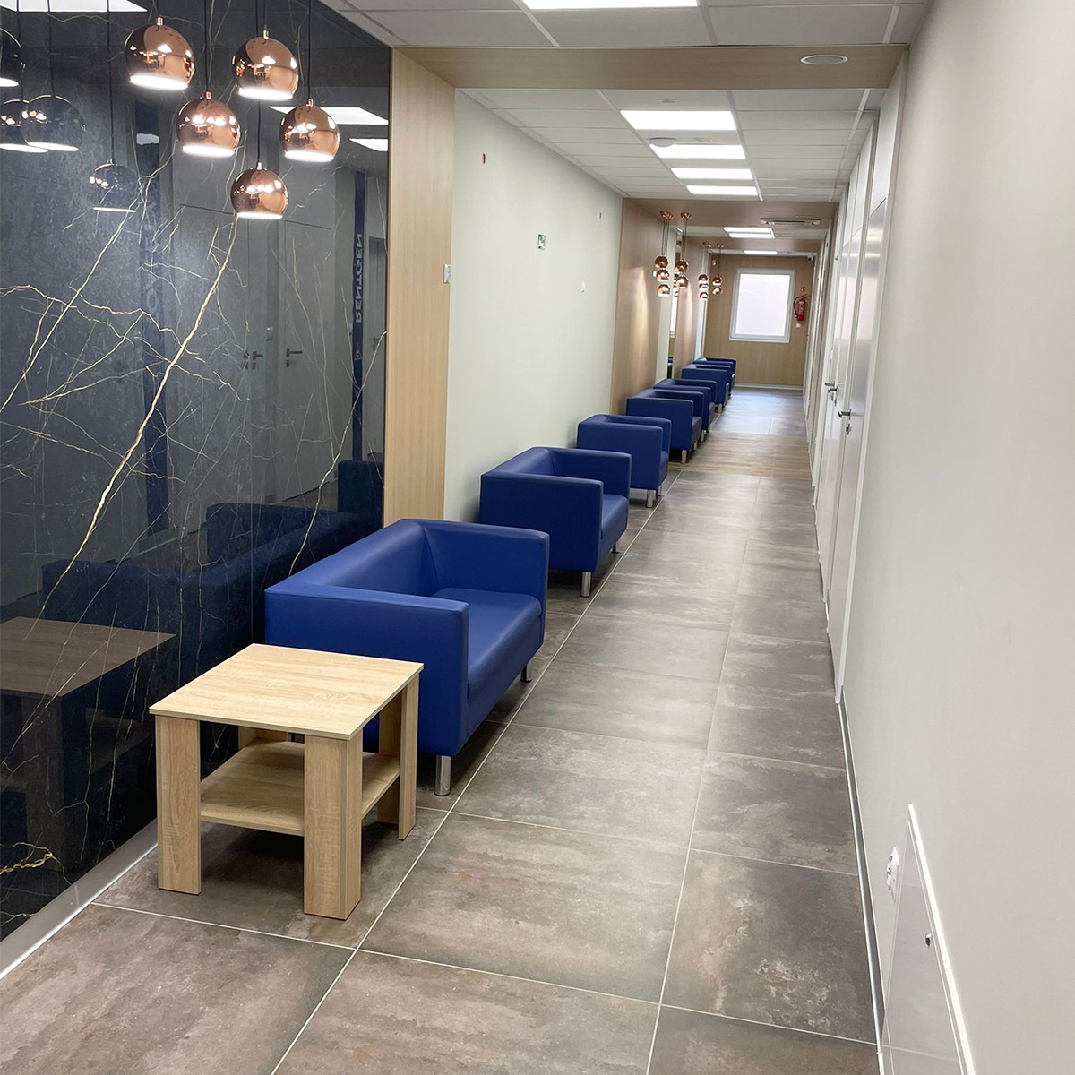 Sofy/kanapy do poczekalni medycznych Interio Mobili PICOLO