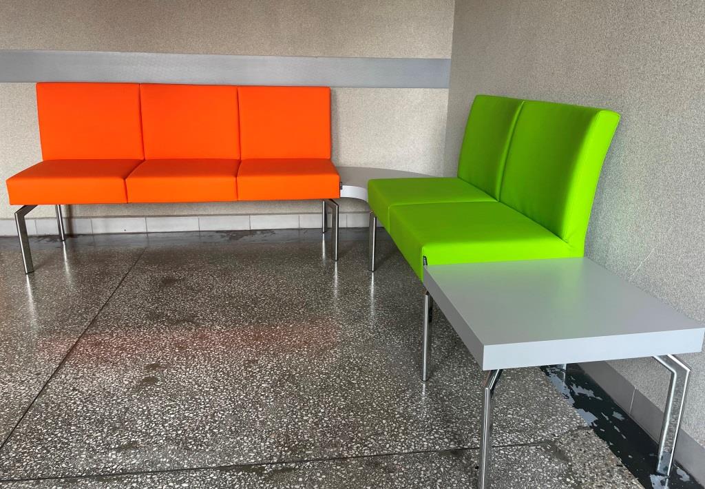 Sofy/kanapy do poczekalni medycznych MEBLANT Cloud