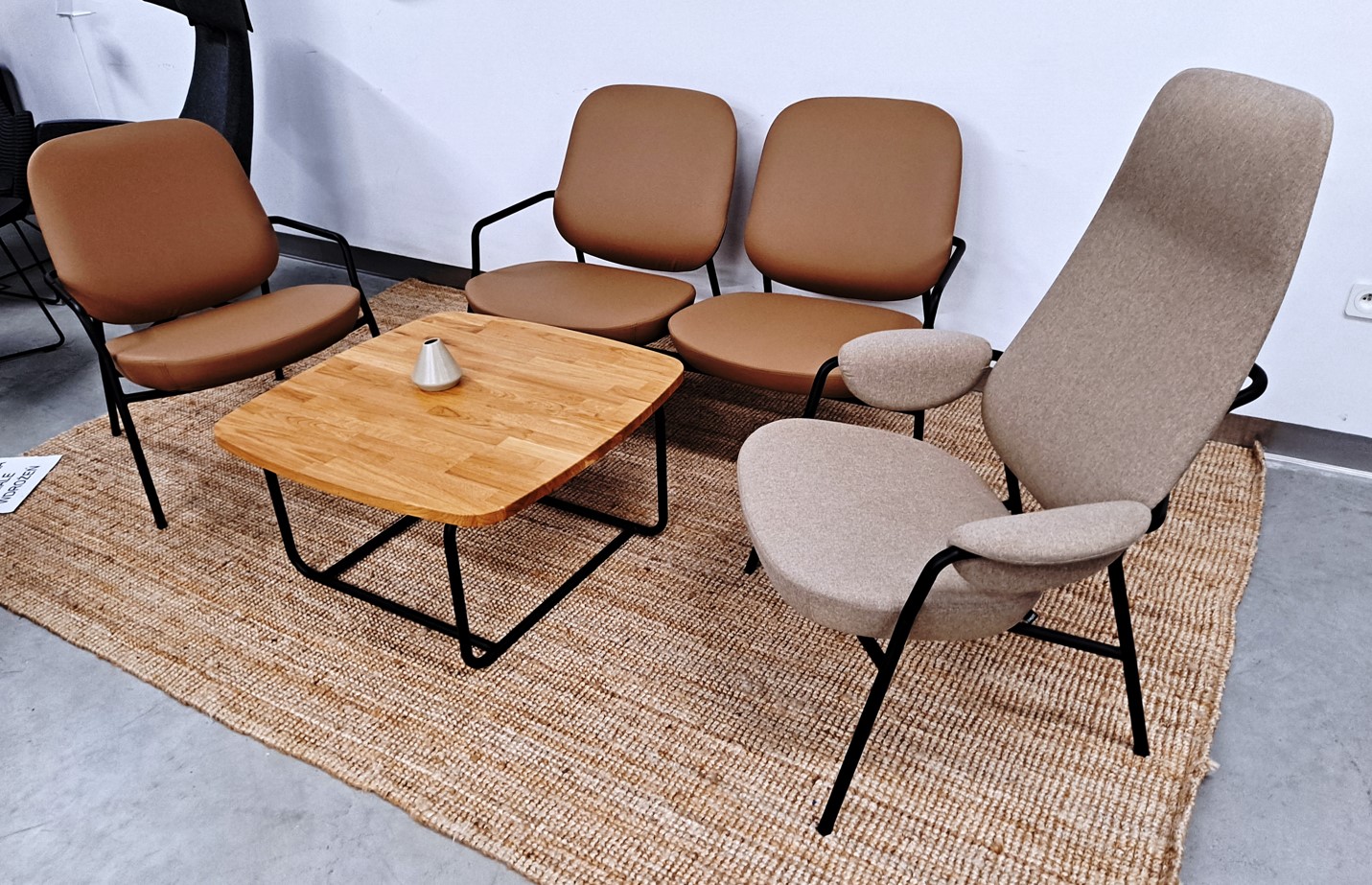 Sofy/kanapy do poczekalni medycznych MEBLANT Epocc Lounge