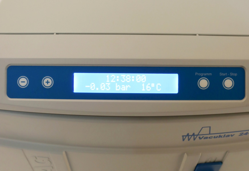 Sterylizatory parowe małe używane MELAG Melag 24 - B - Praiston rekondycjonowany