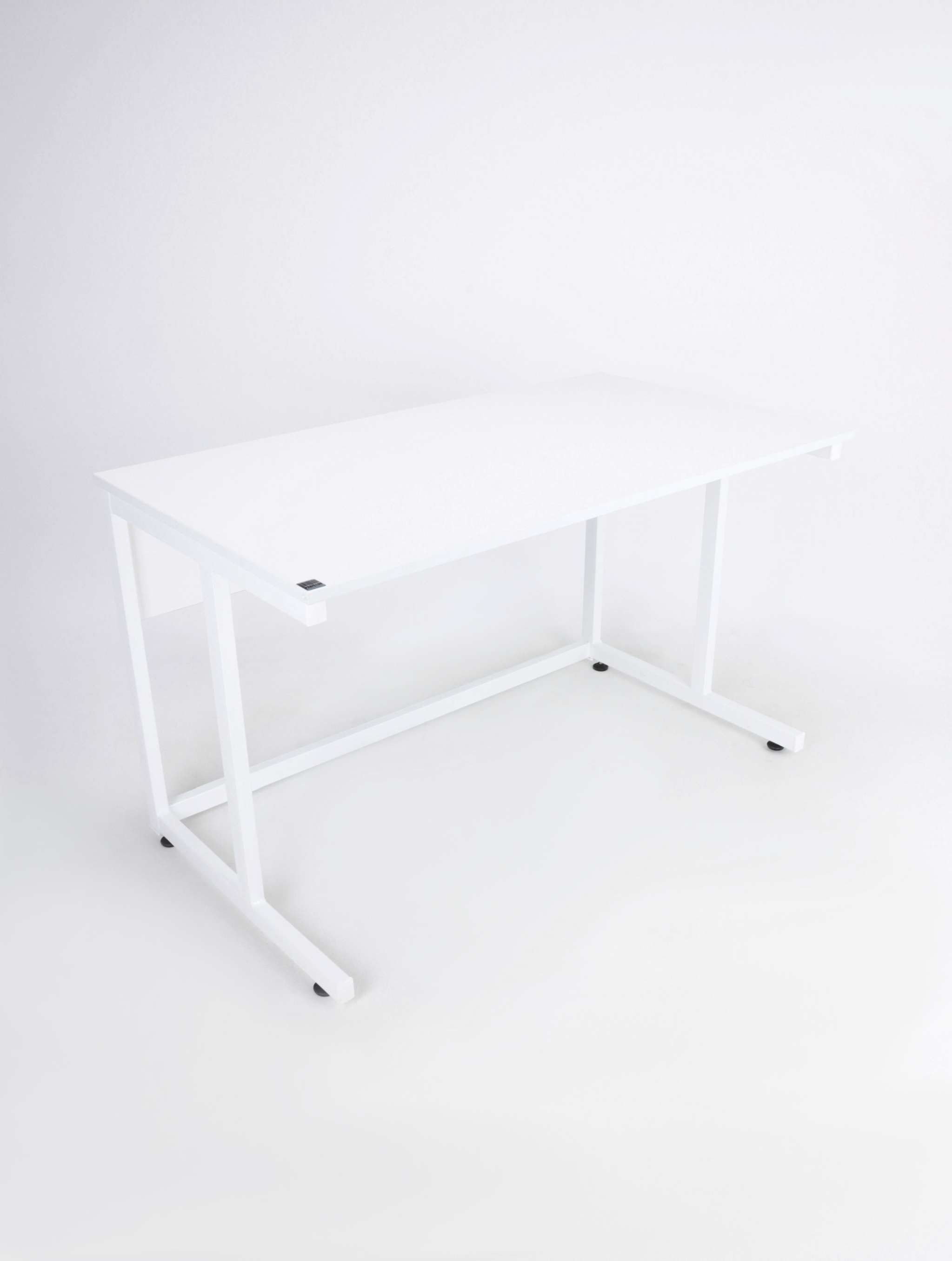 Stoliki medyczne używane B/D CPM G. HUG - Praiston rekondycjonowany