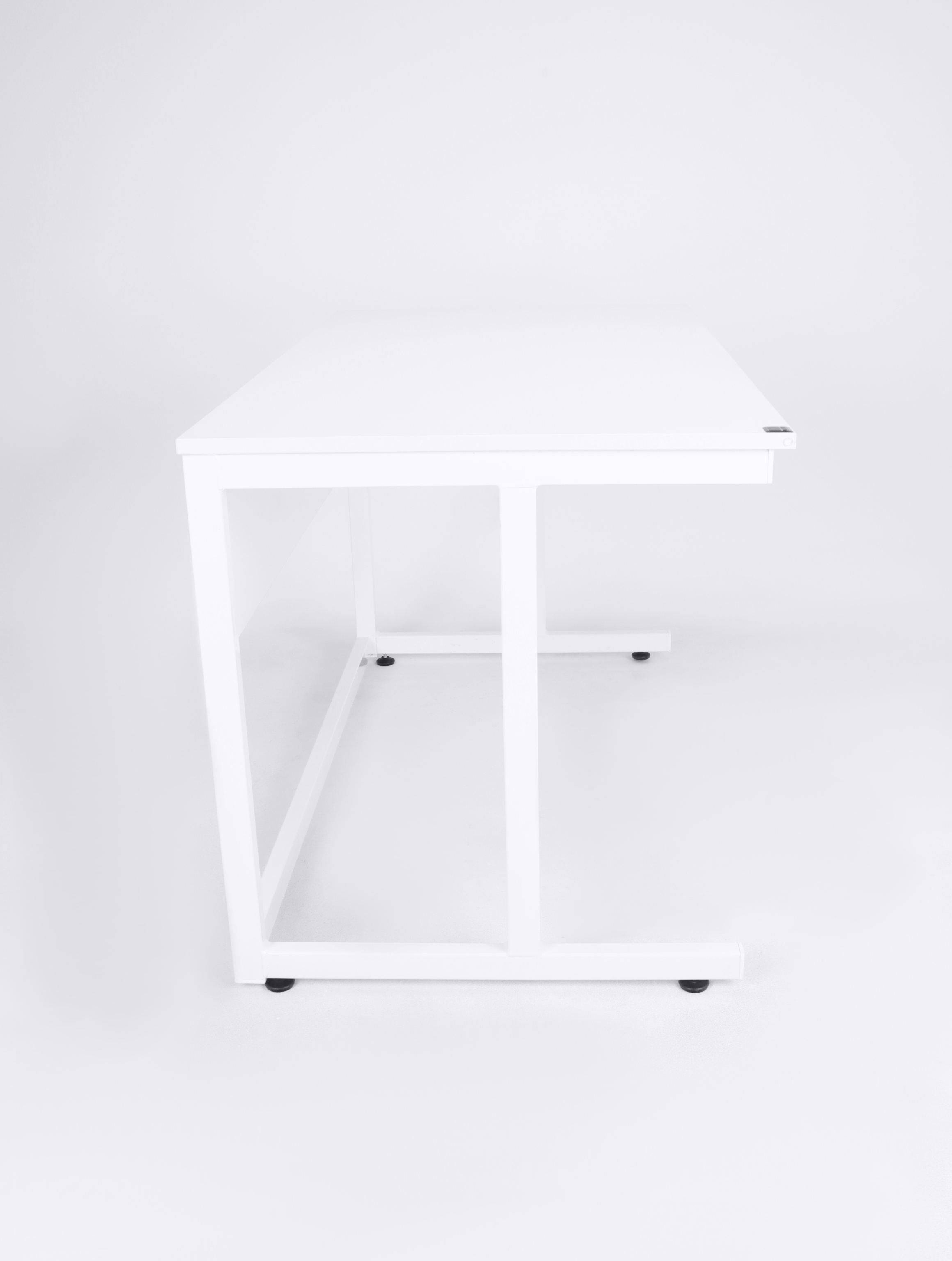 Stoliki medyczne używane B/D CPM G. HUG - Praiston rekondycjonowany