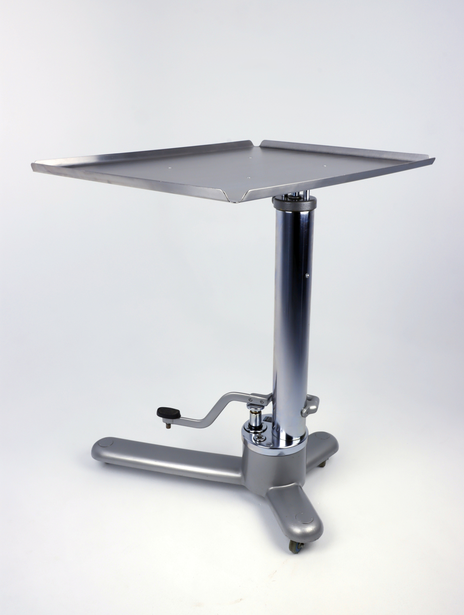 Stoliki na instrumenty - asystory używane B/D Praistech - Praiston rekondycjonowany