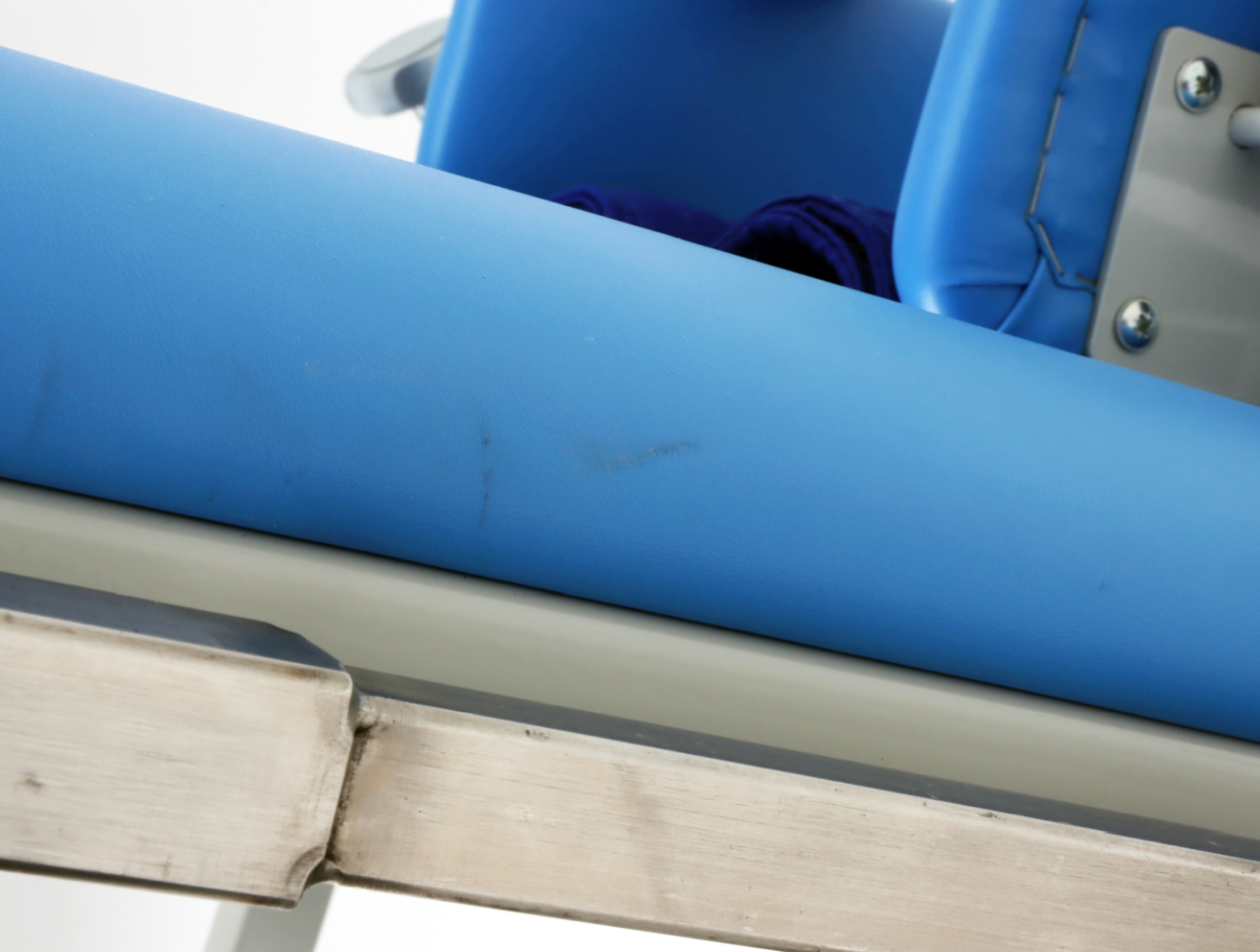 Stoły i leżanki rehabilitacyjne używane TECH-MED SP I E - Praiston rekondycjonowane