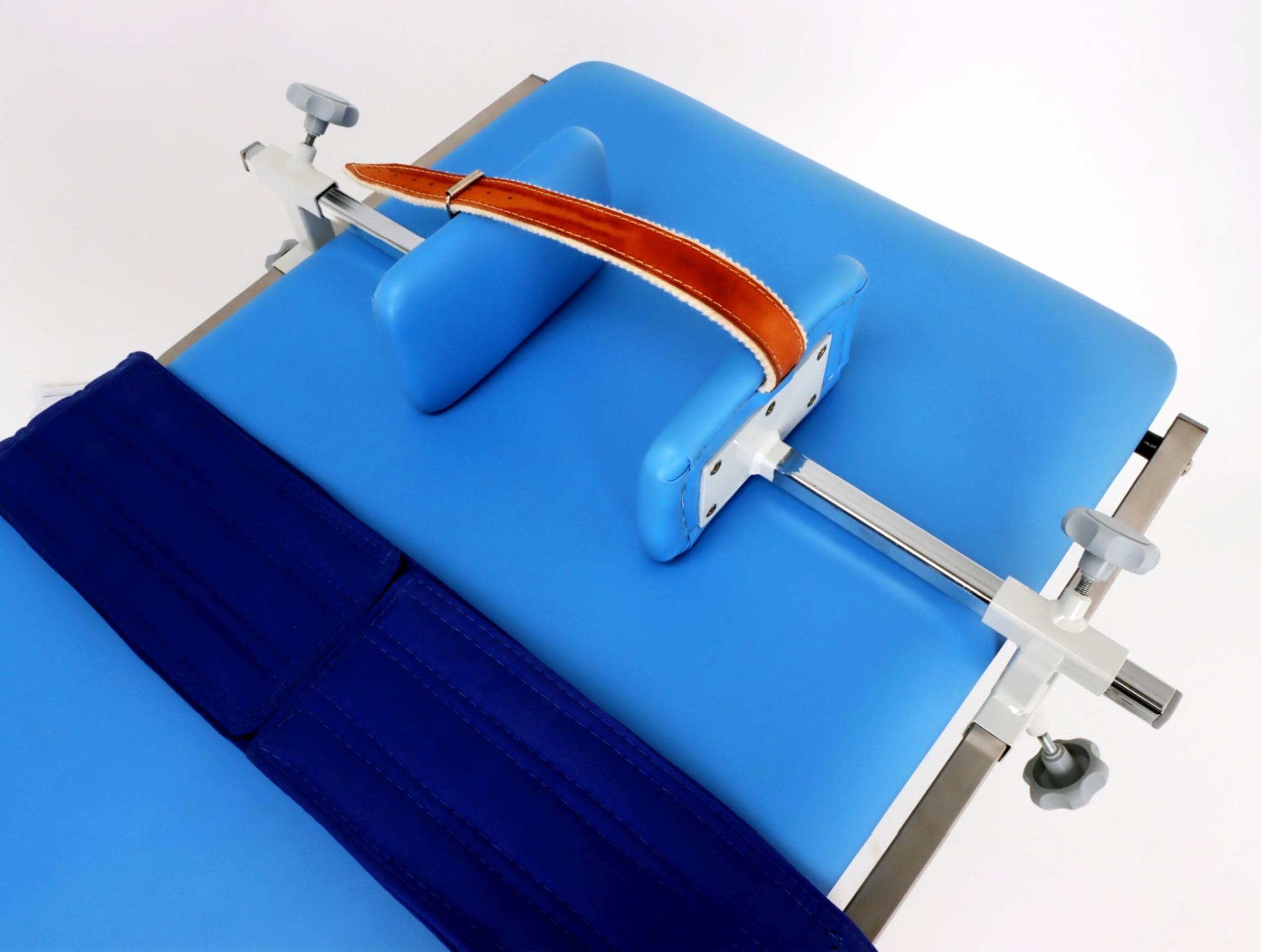 Stoły i leżanki rehabilitacyjne używane TECH-MED SP I E - Praiston rekondycjonowane