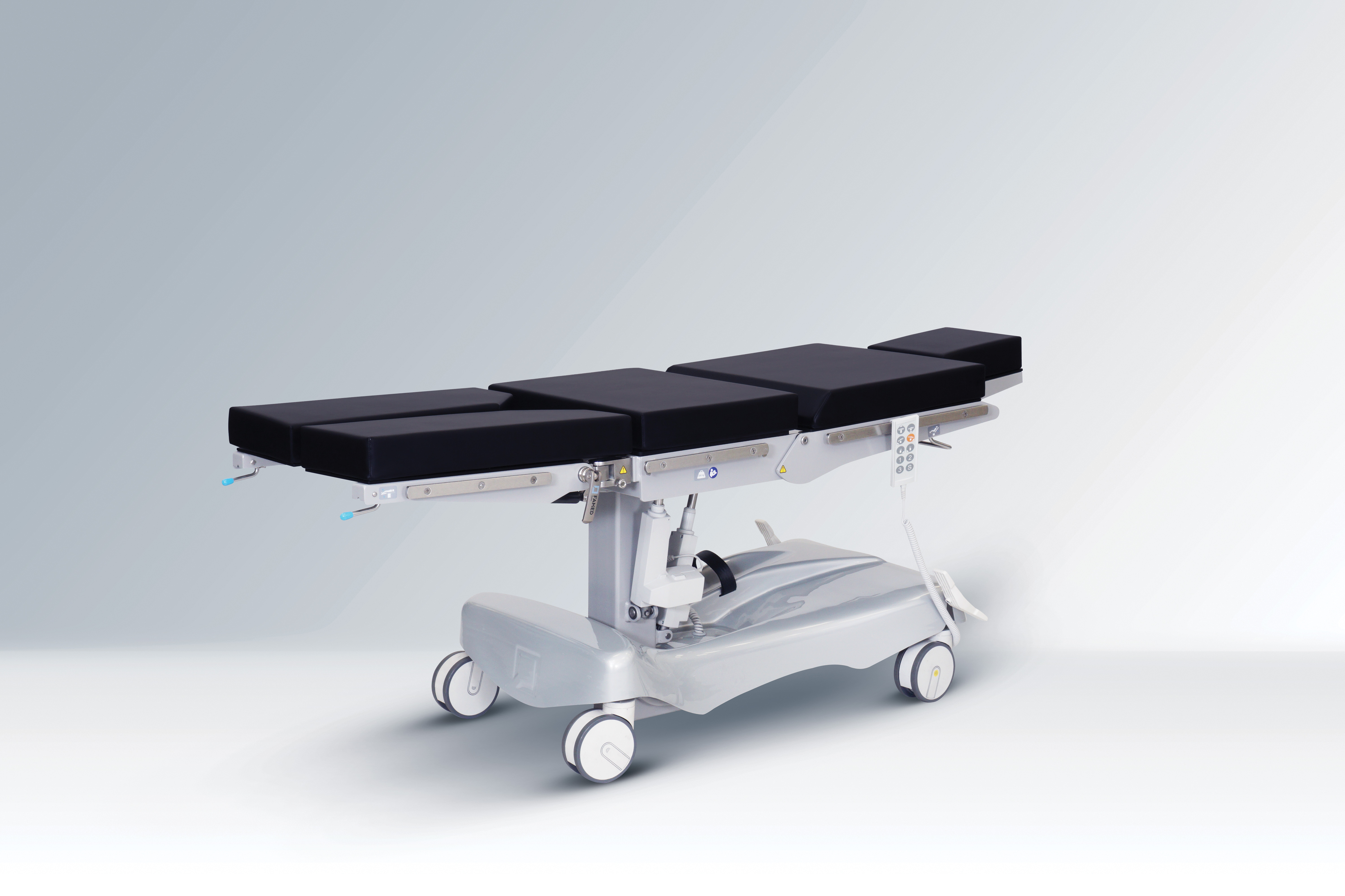 Stoły operacyjne Famed SU-14