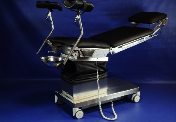 Stoły operacyjne GOLEM 5TB