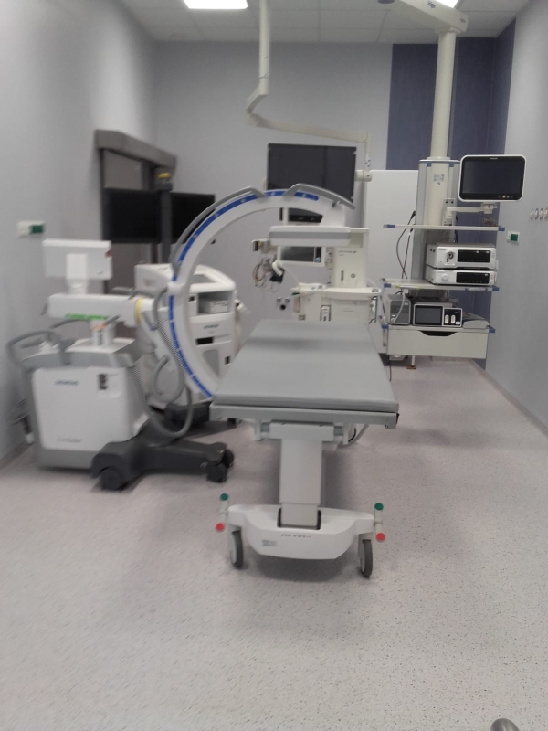 Stoły rentgenodiagnostyczne GOLEM R