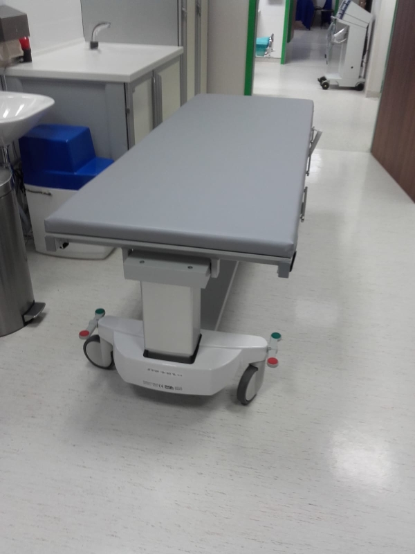 Stoły rentgenodiagnostyczne GOLEM R