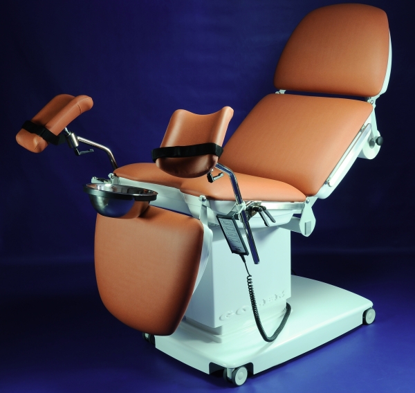 Stoły zabiegowe i do badań GOLEM 4S