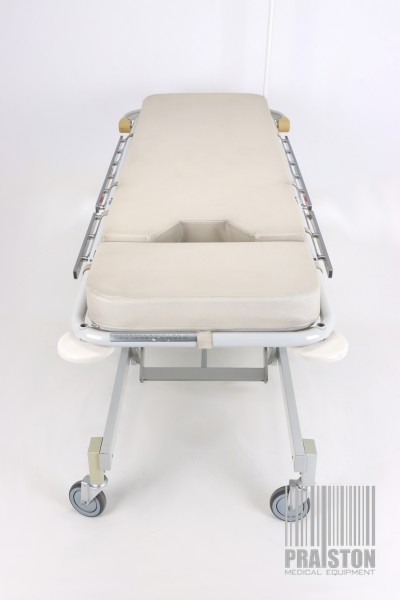 Stoły zabiegowe i do badań używane B/D Merivaara 5550 - Praiston rekondycjonowany