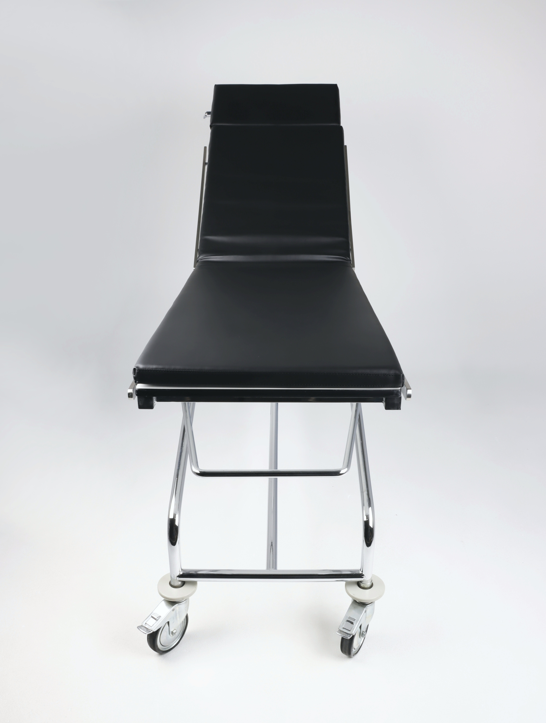 Stoły zabiegowe i do badań używane B/D SCHMITZ - Praiston rekondycjonowany