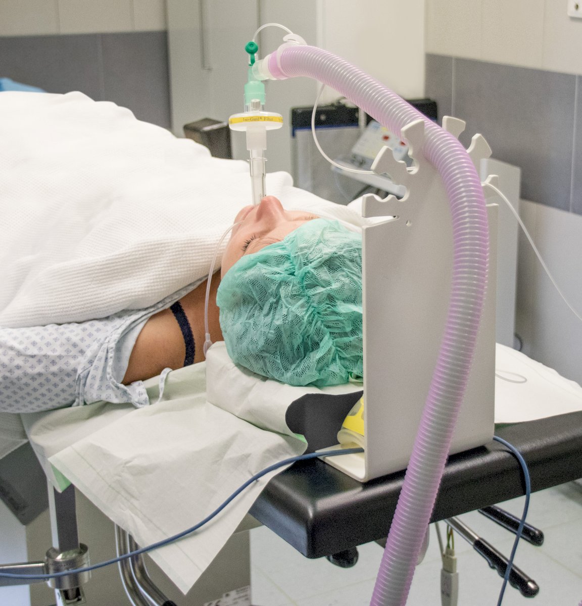 Systemy podpór rur do respiratorów B/D wysięgniki