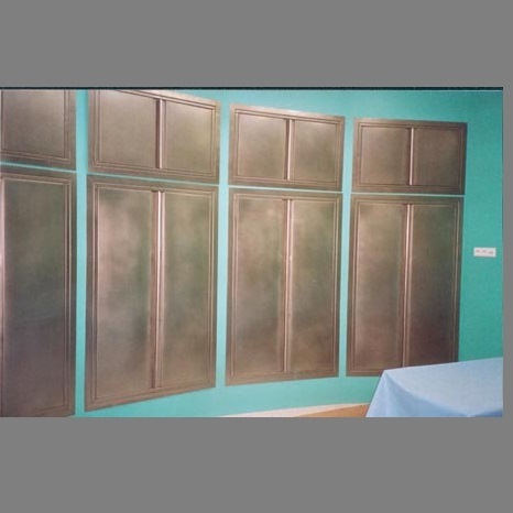 Szafy i szafki wnękowe do zabudowy na sale operacyjne Barys Szafy wnękowe