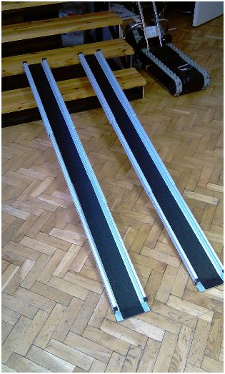 Szyny najazdowe do wózków inwalidzkich Producent - Hiszpania Szyny najazdowe GA 2,13m