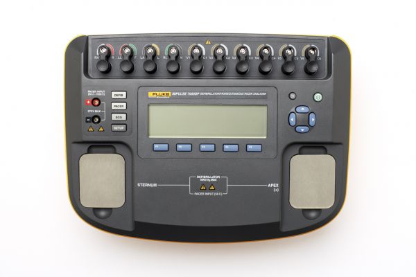 Testery defibrylatorów FLUKE Impulse 6000D