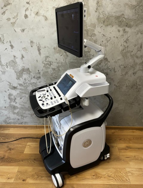 Ultrasonografy wielonarządowe używane b/d DrMedica - używane-USG GE Vivid E95