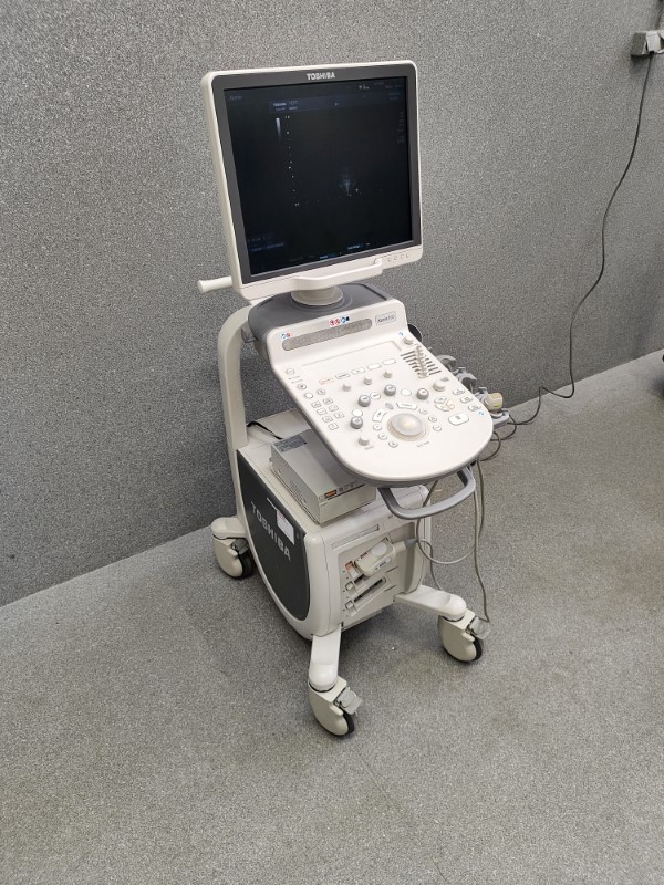 Ultrasonografy wielonarządowe używane b/d Toshiba Xario 100 - medsystems rekondycjonowany