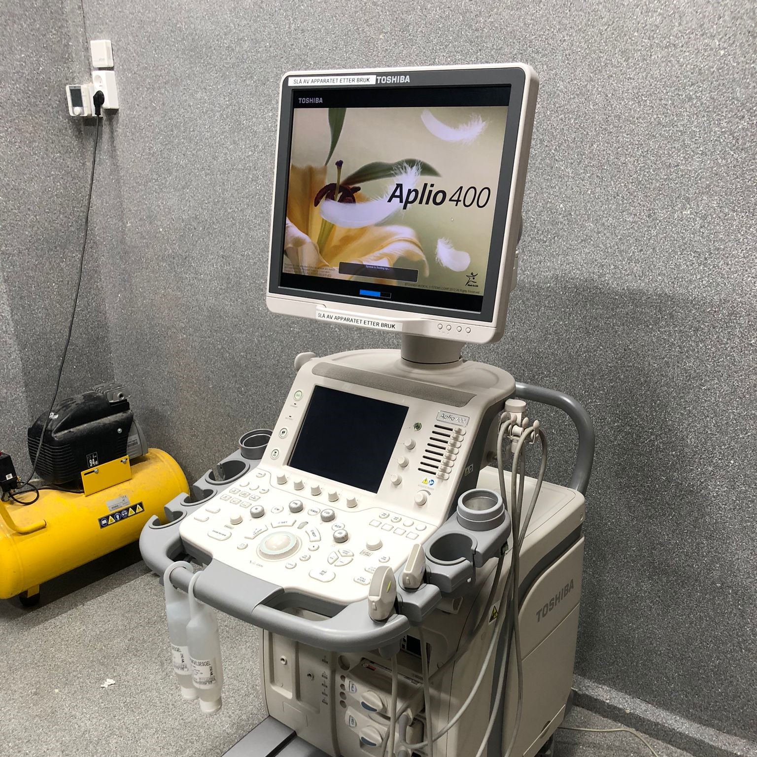 Ultrasonografy wielonarządowe używane TOSHIBA Toshiba Aplio 400 - medsystems rekondycjonowany