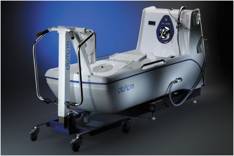 Wanny pielęgnacyjne w pozycji leżącej DELTOM WPC - 300/220 BMH