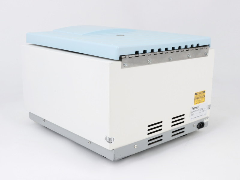 Wirówki laboratoryjne używane B/D Thermo IEC Centra CL3 W - Praiston rekondycjonowany