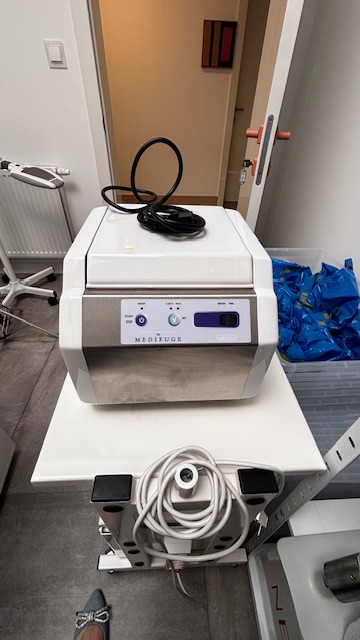 Wirówki laboratoryjne używane Silfradent CGF Medifuge używane