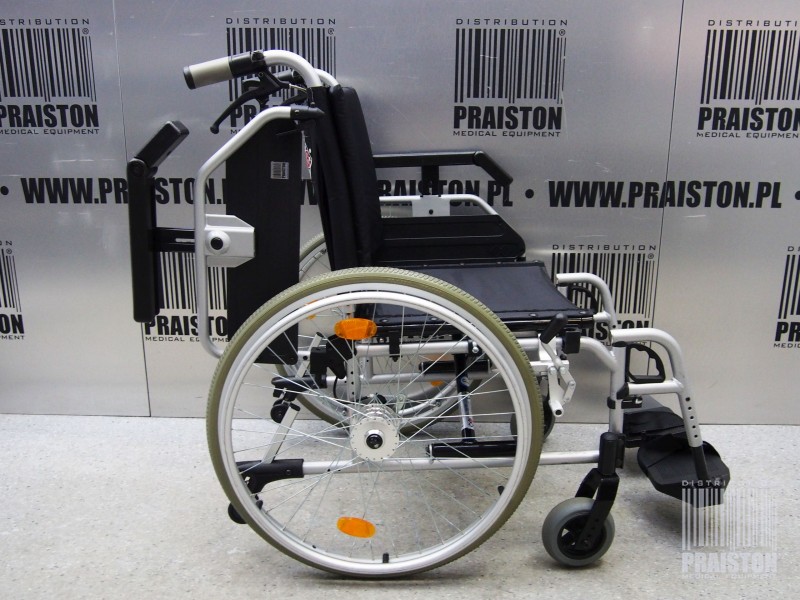 Wózki inwalidzkie standardowe używane Bischoff PYRO LIGHT 1330 - Praiston rekondycjonowany