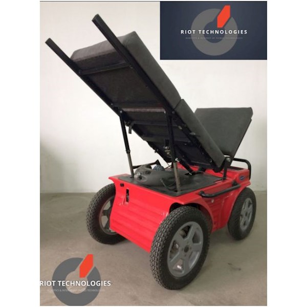 Wózki inwalidzkie z napędem elektrycznym RIOT Technologies Wózek z modyfikacją