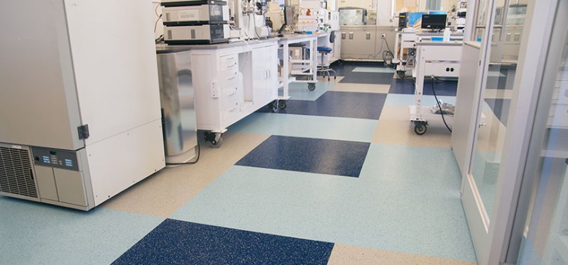 Wykładziny na podłogi do placówek medycznych Wiejak Elektra 43