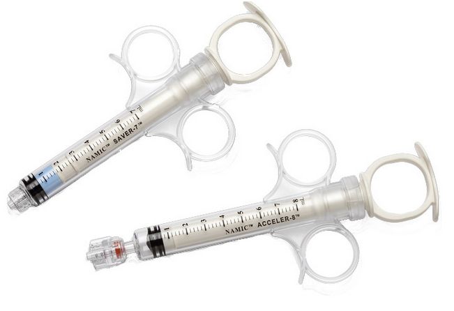 Zestawy do podawania kontrastu AngioDynamics Namic Fluid Management