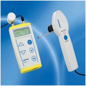 Mierniki światła negatoskopów i monitorów medycznych