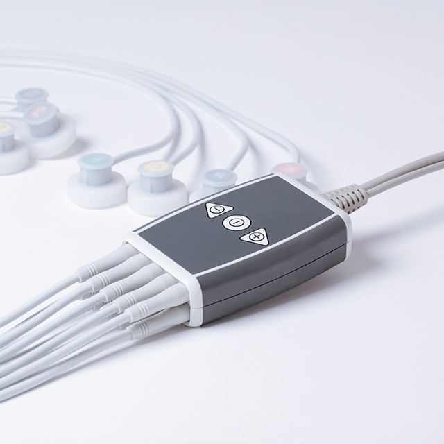 Systemy do aplikacji elektrod EKG