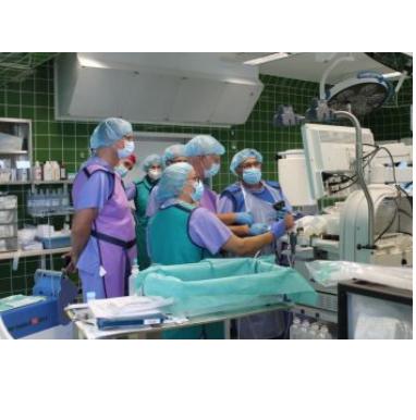 Spy Glass w rękach chirurgów