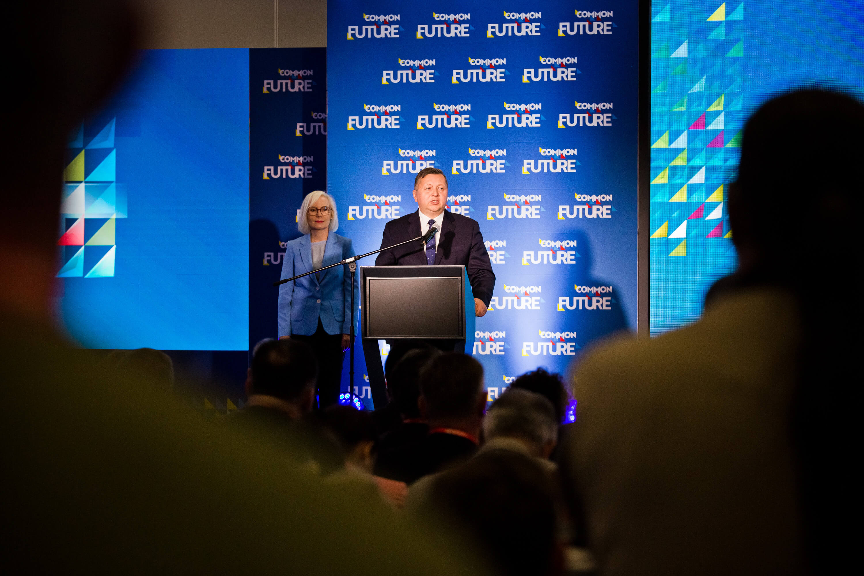 1000 przedsiębiorców rozmawia o odbudowie Ukrainy